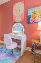 Dolly’s Pink Palace: Country-Chic Stay Near Broadway with Private Rooftop Deck image 15