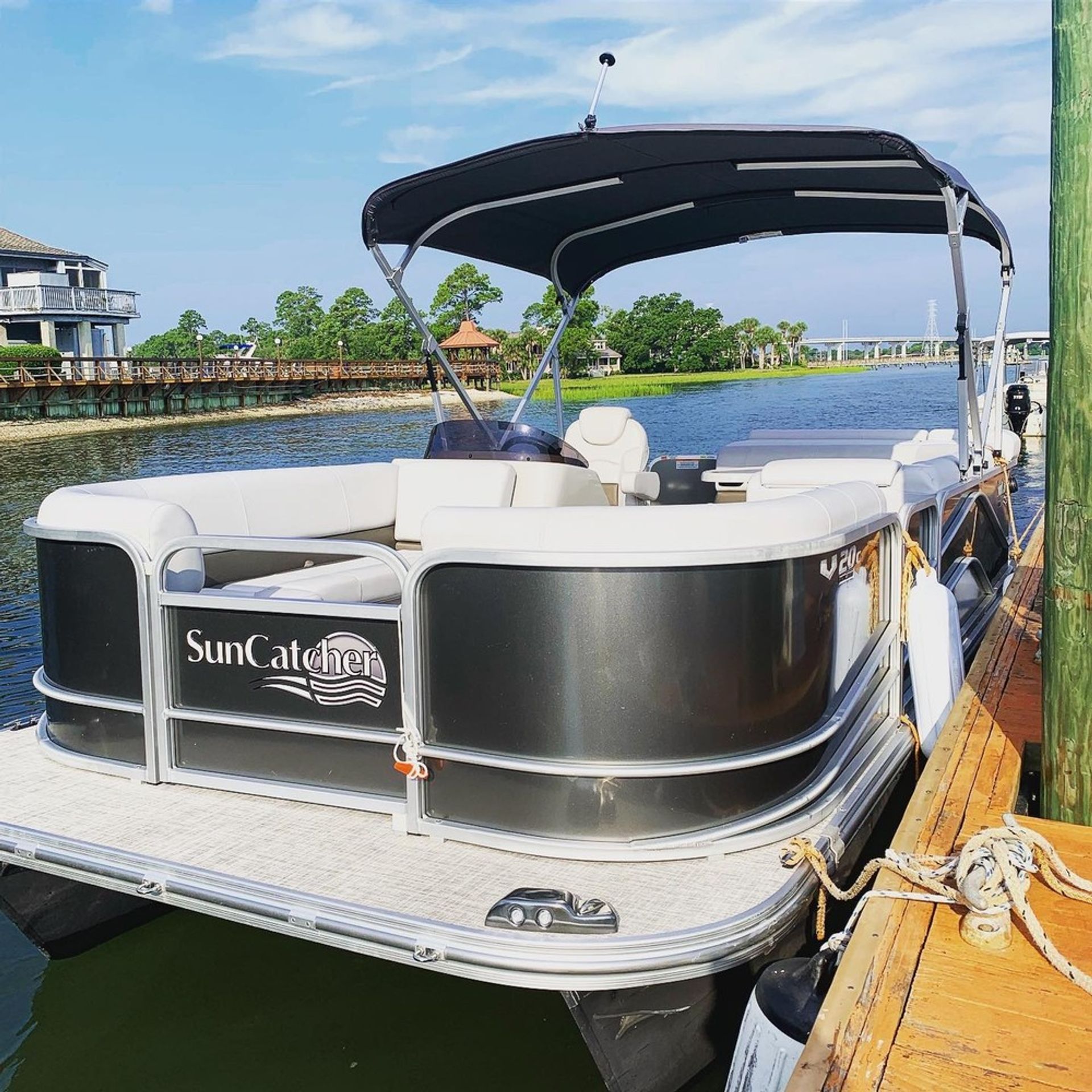Pontoon Boat Rental on Tybee Island (Up to 10 Passengers) image 2