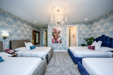 The Secret Garden HTX: Stylish 5 BR Home with Hot Tub, Chef, Massage & Mixology class image 46