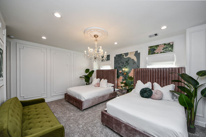 The Secret Garden HTX: Stylish 5 BR Home with Hot Tub, Chef, Massage & Mixology class image 56