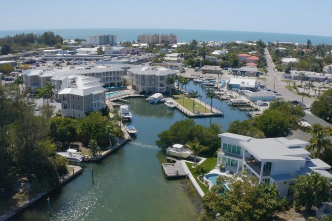 Dolphin Tour: Experience Ana Maria Island from the Water image 15