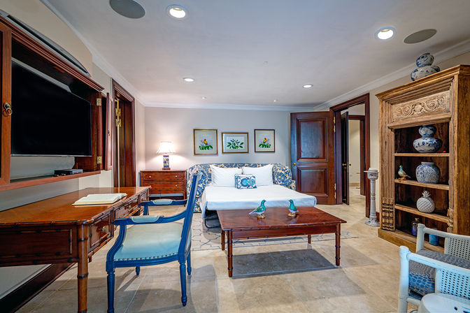 Flower Hill Villa: Montego Bay's Most Luxurious Private Home Rental image 7