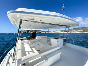 Luxury 2 Bay Catamaran with Snorkeling, Open Bar & Lunch (Up to 30 Passengers) image 34