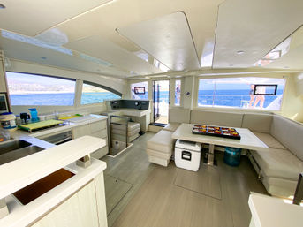 Luxury 2 Bay Catamaran with Snorkeling, Open Bar & Lunch (Up to 30 Passengers) image 37