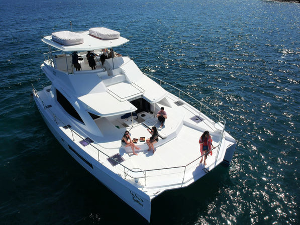 Luxury 2 Bay Catamaran with Snorkeling, Open Bar & Lunch (Up to 30 Passengers) image 1