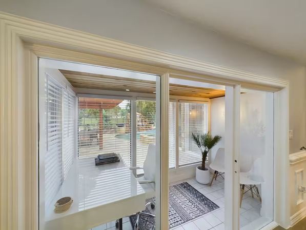 Buckle & Boots: Luxe Outdoor Lounge with Pool, Fire Pit + Gym image 40