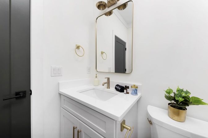 The Duet at Lynwood Row: 3-Story Home with Rooftop Lounge image 6