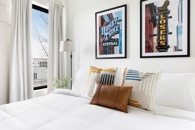The Duet at Lynwood Row: 3-Story Home with Rooftop Lounge image 25