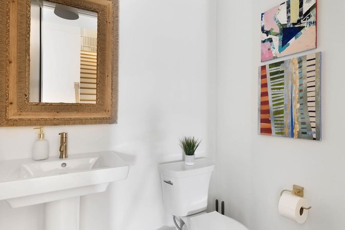 The Duet at Lynwood Row: 3-Story Home with Rooftop Lounge image 15