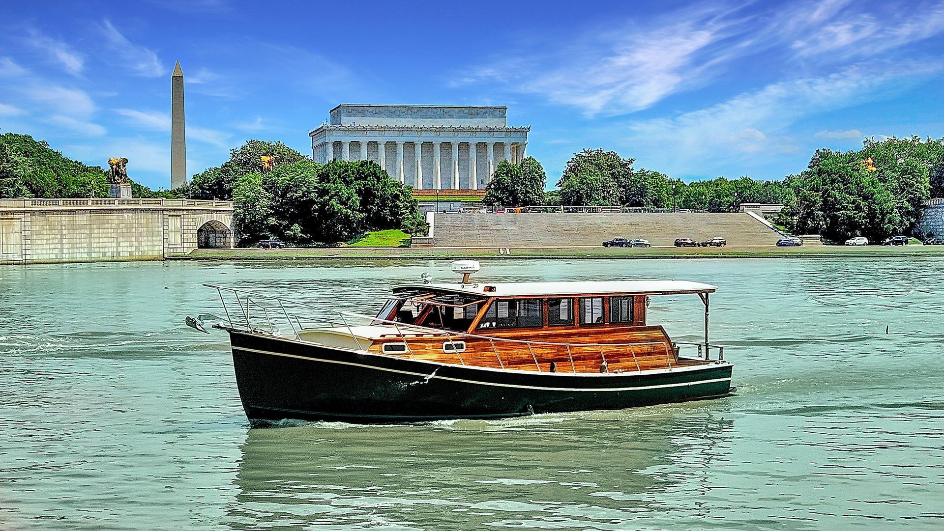 Private Yacht Charter Aboard Independence: A Quiet Luxury DC Yacht Cruise image 1