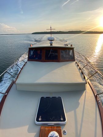 Private Yacht Charter Aboard Independence: A Quiet Luxury DC Yacht Cruise image 11