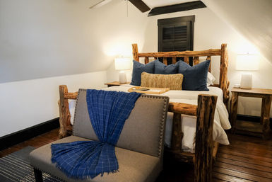 The Winchester Lodge: Boutique Hill Country Stay Just One Block from Main Street image 110