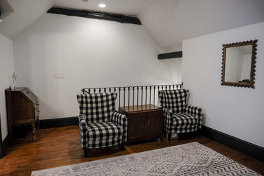 The Winchester Lodge: Boutique Hill Country Stay Just One Block from Main Street image 26