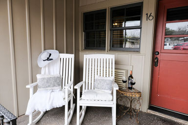 The Winchester Lodge: Boutique Hill Country Stay Just One Block from Main Street image 114