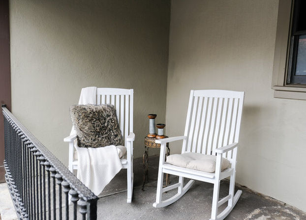 The Winchester Lodge: Boutique Hill Country Stay Just One Block from Main Street image 93