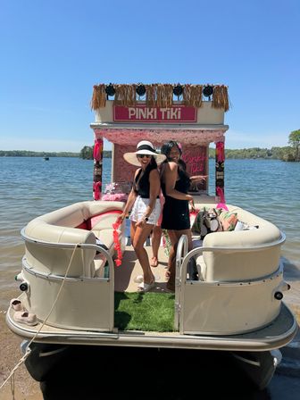 BYOB Pinki Tiki Boat on Lake Lanier with Captain & 1st Mate (Up to 10 Passengers) image 12