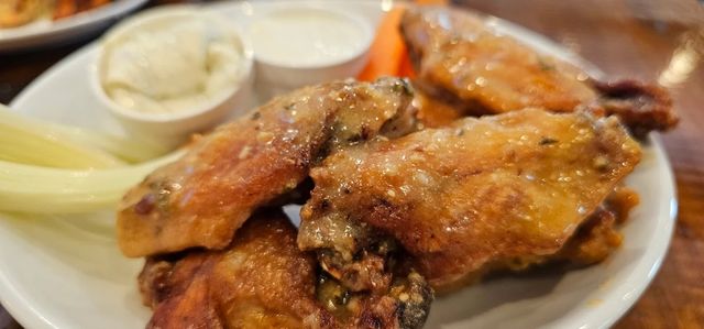 Eat, Drink & Celebrate at Torrence and Knox: Upscale American Fare, Craft Drinks & Private Party Spaces image 4