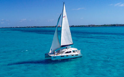 Isla Mujeres Private Luxury Sailing: Open Bar & Lunch for Up to 30 Guests image 2