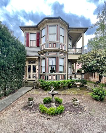 The Living Museum: Explore Charleston's Architectural History! image 13
