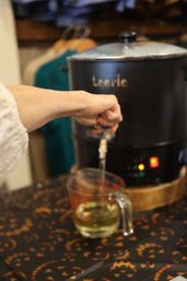 Pour Your Own Candle Experience: A Guided Mobile Candle-Making Class image 11