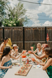 Southwestern Themed El Motel Bangtel in Logan Square with Private Patio & Grill image 15