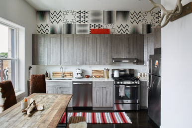 Southwestern Themed El Motel Bangtel in Logan Square with Private Patio & Grill image 19
