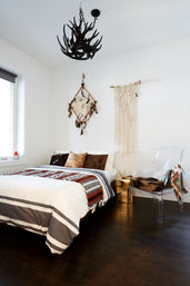 Southwestern Themed El Motel Bangtel in Logan Square with Private Patio & Grill image 44