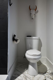Southwestern Themed El Motel Bangtel in Logan Square with Private Patio & Grill image 35