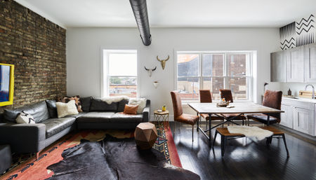 Southwestern Themed El Motel Bangtel in Logan Square with Private Patio & Grill image 2