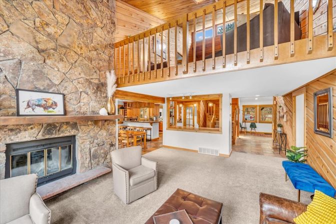 Creekside Mountain Lodge: Hot Tub + Scenic Views on 3 Private Acres image 6