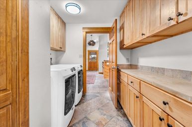 Creekside Mountain Lodge: Hot Tub + Scenic Views on 3 Private Acres image 36
