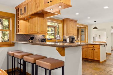 Creekside Mountain Lodge: Hot Tub + Scenic Views on 3 Private Acres image 10