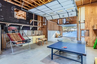 Creekside Mountain Lodge: Hot Tub + Scenic Views on 3 Private Acres image 35