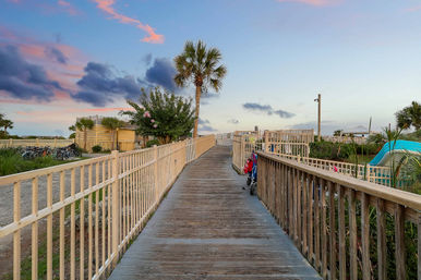 Sandy Escape: Beachside Villa Steps from the Beach image 20