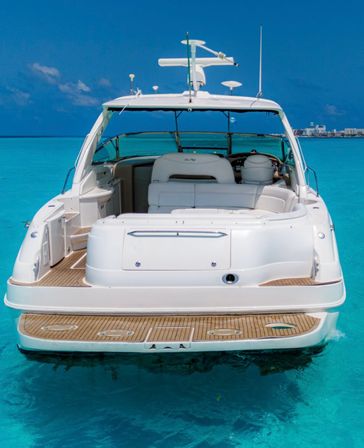 Escape to Isla Mujeres: Luxe 46-Foot Yacht Charter image 5