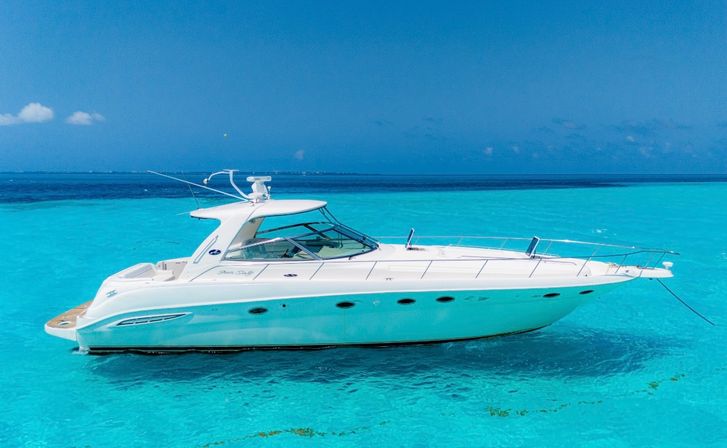 Escape to Isla Mujeres: Luxe 46-Foot Yacht Charter image 17