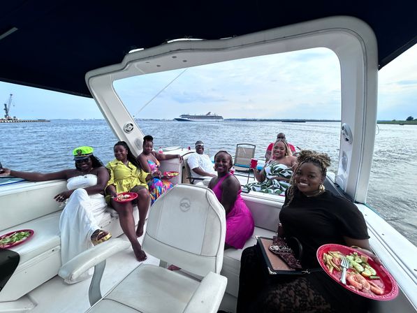 Ménage Aqua Luxury Yacht Excursions in Savannah, GA: Sip, Sun, and Celebrate in Style image 29
