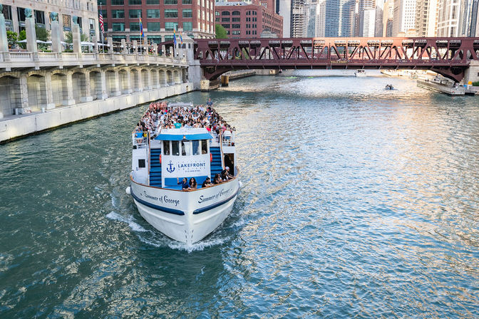 Architecture Boat Tour on The Chicago River image 7