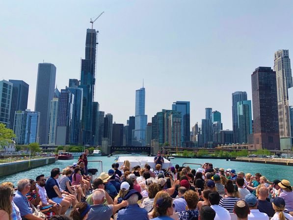 Architecture Boat Tour on The Chicago River image 3