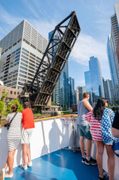 Architecture Boat Tour on The Chicago River image 18