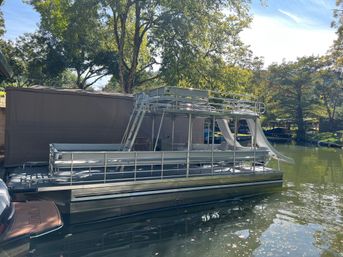 Lake Austin Party Boat with Two Waterslides (Up to 24 Passengers) image