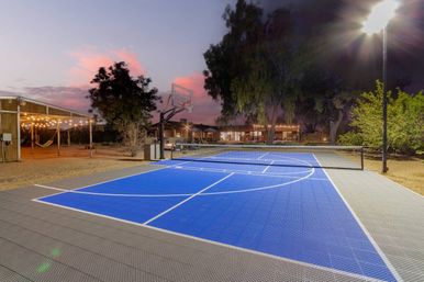 Davenport Ranch: Luxe Estate with Pool, Pickleball + Putting Green image 2