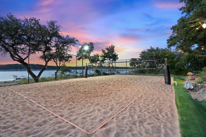 Lake Travis Waterfront Home: Sand Volleyball Court, Pool Table, Ping Pong & More image 39
