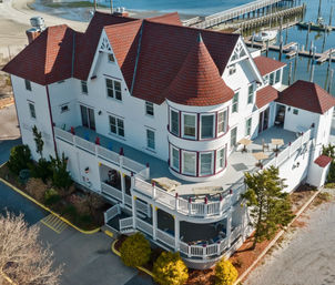 Tavern on the Bay Resort: A Dreamy Bachelorette Escape in Somers Point, NJ image 8