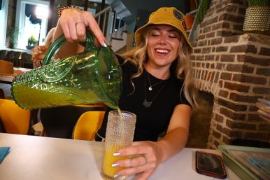 Craft-DIY: Charleston's Only Boutique DIY Arts & Crafts Workshop & Bar image 15