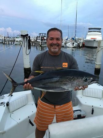 30 ft. Tiara Yatch Charter with Captain & Mate: Cruise to Islands East of Fajardo image 6