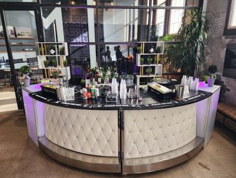 Take Your Event to the Next Level: Stylish Portable Bars & Bartenders for Any Celebration! image
