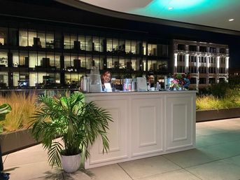 Take Your Event to the Next Level: Stylish Portable Bars & Bartenders for Any Celebration! image 5