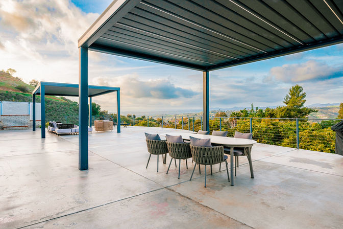 5-Acre Enchanted Estate: Pool, Farm Animals & Views image 8