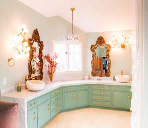 5-Acre Enchanted Estate: Pool, Farm Animals & Views image 9